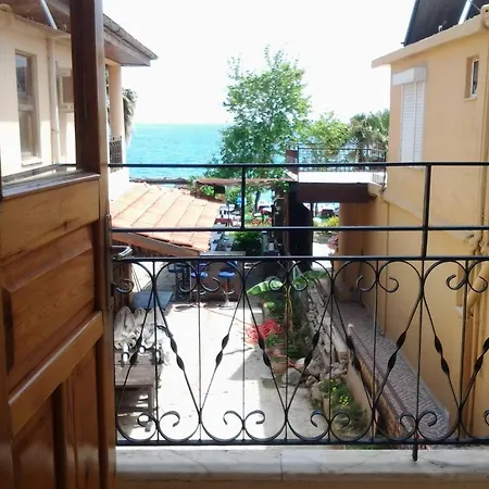 Guven Hotel 3*
